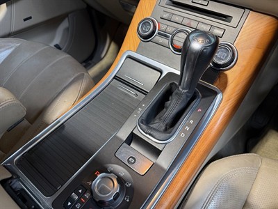 2010 Land Rover Range Rover Sport - Thumbnail