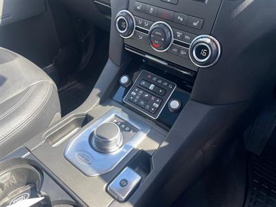 2014 Land Rover Discovery - Thumbnail