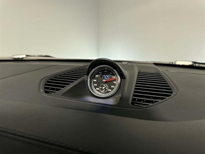 2018 Porsche 911 - Thumbnail