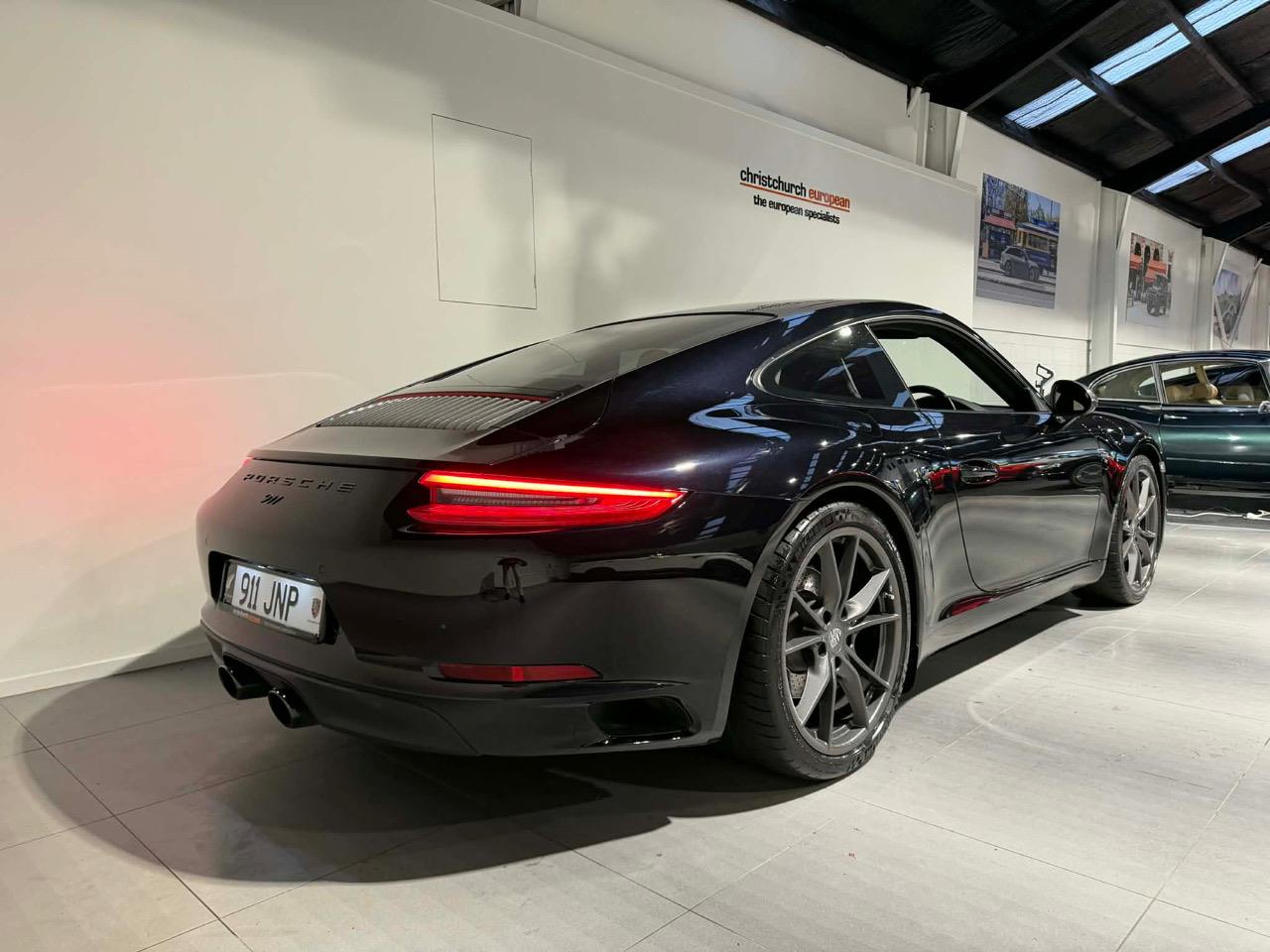 2018 Porsche 911