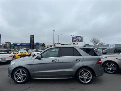 2012 Mercedes-Benz ML 250 - Thumbnail