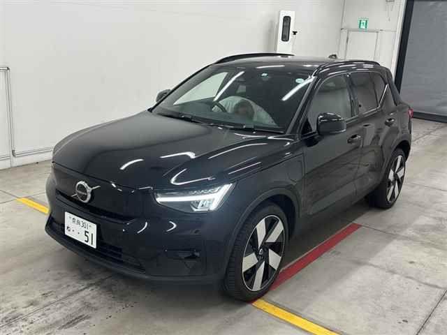 2022 Volvo XC40