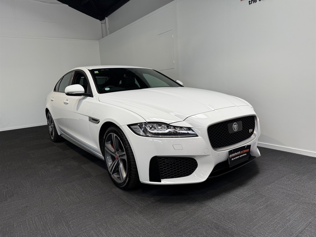 2019 Jaguar XF