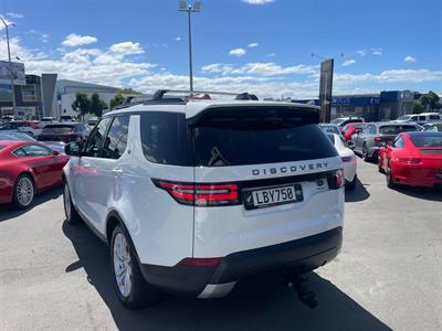 2017 Land Rover Discovery - Thumbnail
