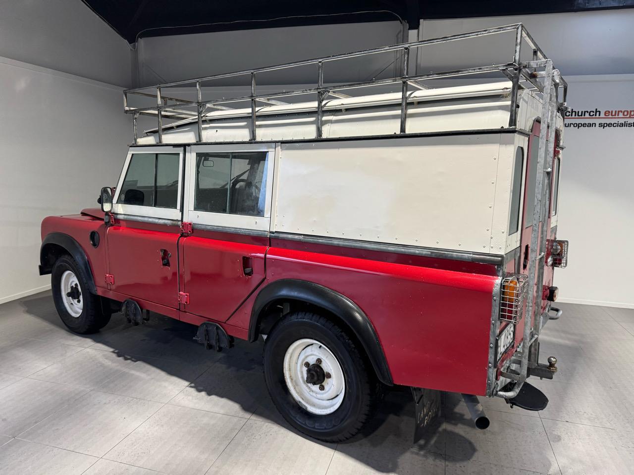 1982 Land Rover Defender