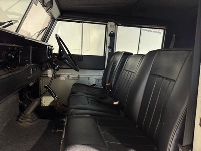 1982 Land Rover Defender - Thumbnail