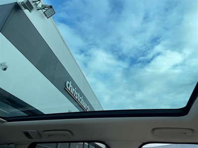 2018 Land Rover Range Rover - Thumbnail