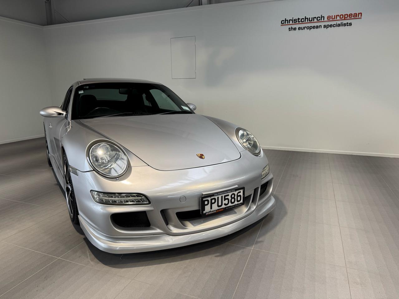 2005 Porsche 911