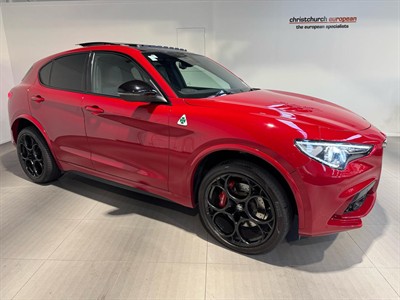 2024 Alfa Romeo Stelvio - Thumbnail