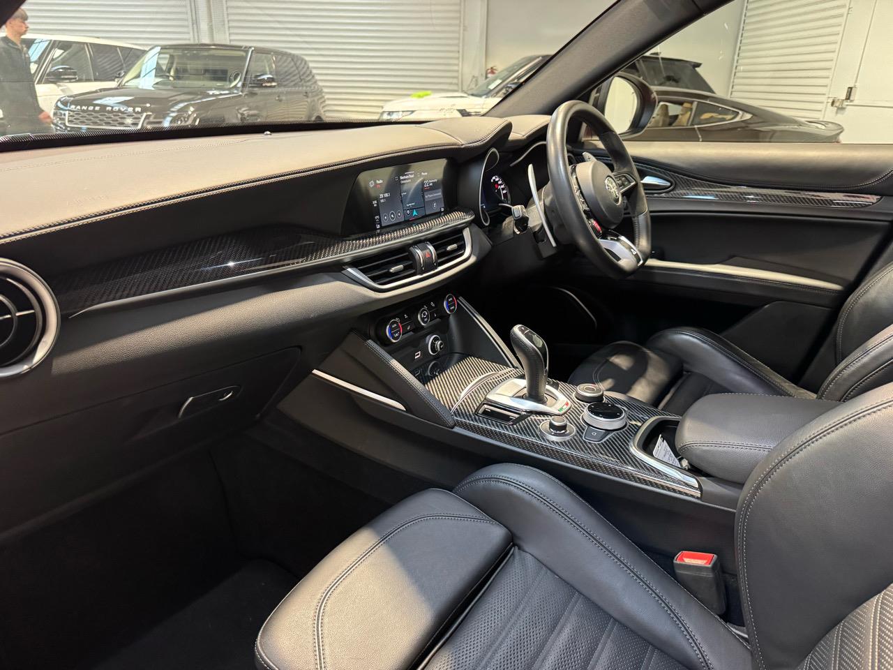 2024 Alfa Romeo Stelvio