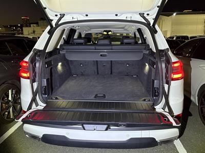 2022 BMW X5 - Thumbnail