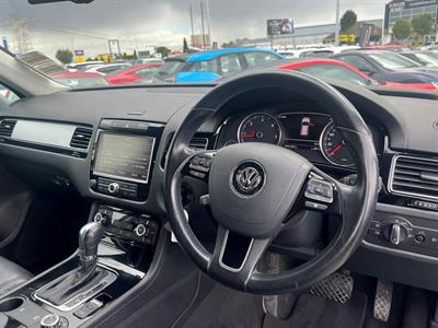 2014 Volkswagen Touareg - Thumbnail