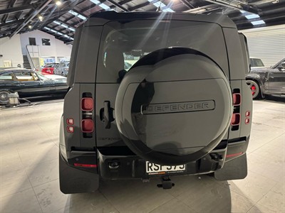 2023 Land Rover Defender - Thumbnail