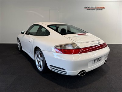 2002 Porsche 911 - Thumbnail