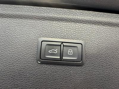 2017 Audi Q5 - Thumbnail
