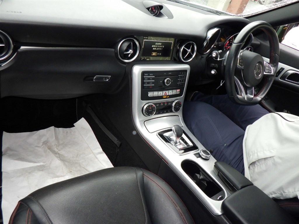 2017 Mercedes-Benz SLC
