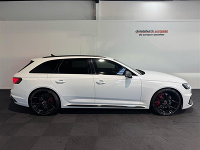 2018 Audi RS4 - Thumbnail