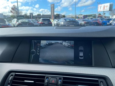 2011 BMW M5 - Thumbnail