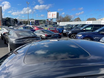 2011 BMW M5 - Thumbnail