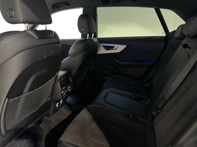 2019 Audi Q8 - Thumbnail