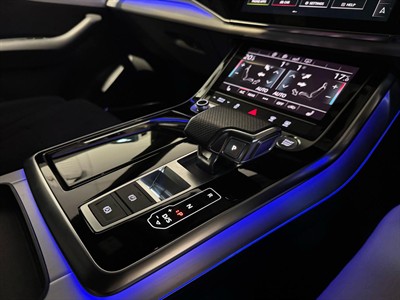2019 Audi Q8 - Thumbnail