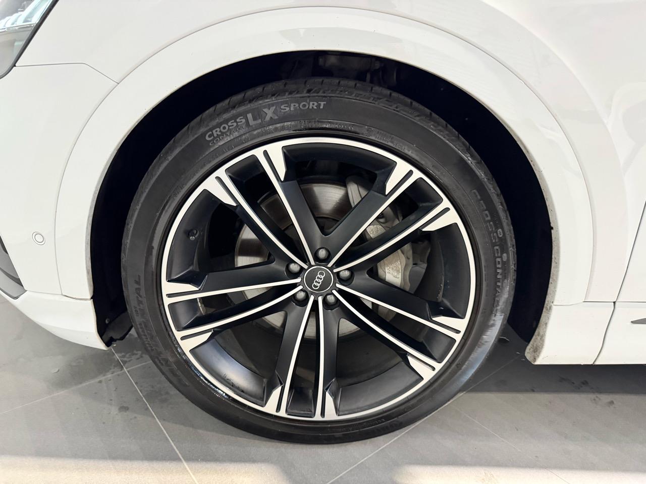 2019 Audi Q8