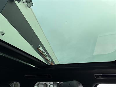 2023 Land Rover Range Rover - Thumbnail