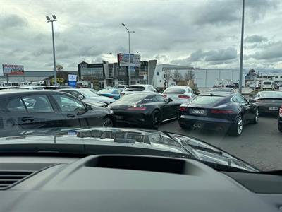 2023 Land Rover Range Rover - Thumbnail