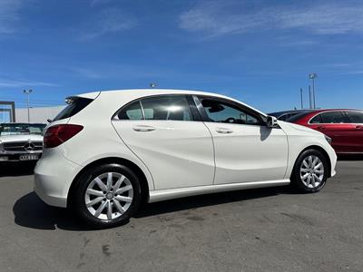 2017 Mercedes-Benz A 180 - Thumbnail