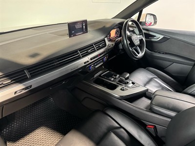 2016 Audi Q7 - Thumbnail