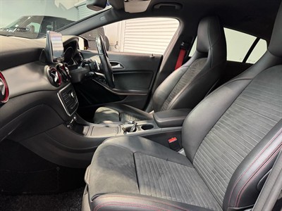 2016 Mercedes-Benz CLA 250 - Thumbnail