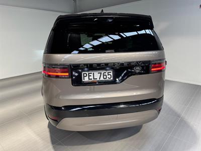2021 Land Rover Discovery - Thumbnail