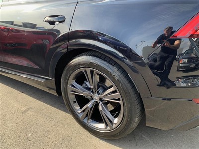 2018 Audi Q8 - Thumbnail