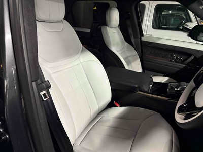 2023 Land Rover Range Rover Sport - Thumbnail