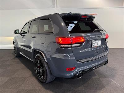 2018 Jeep Grand Cherokee - Thumbnail