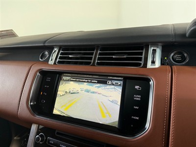 2015 Land Rover Range Rover Vogue - Thumbnail