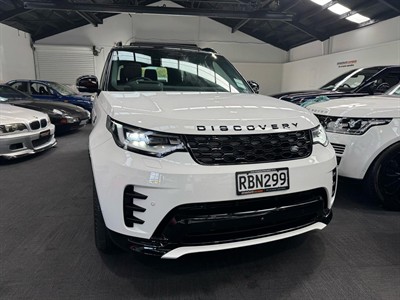 2025 Land Rover Discovery - Thumbnail