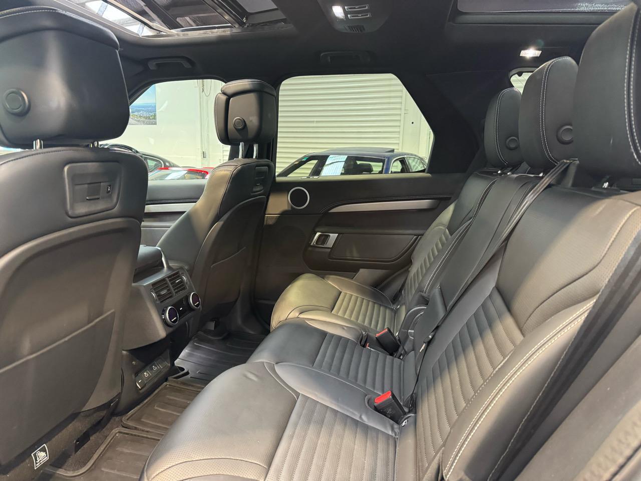 2025 Land Rover Discovery