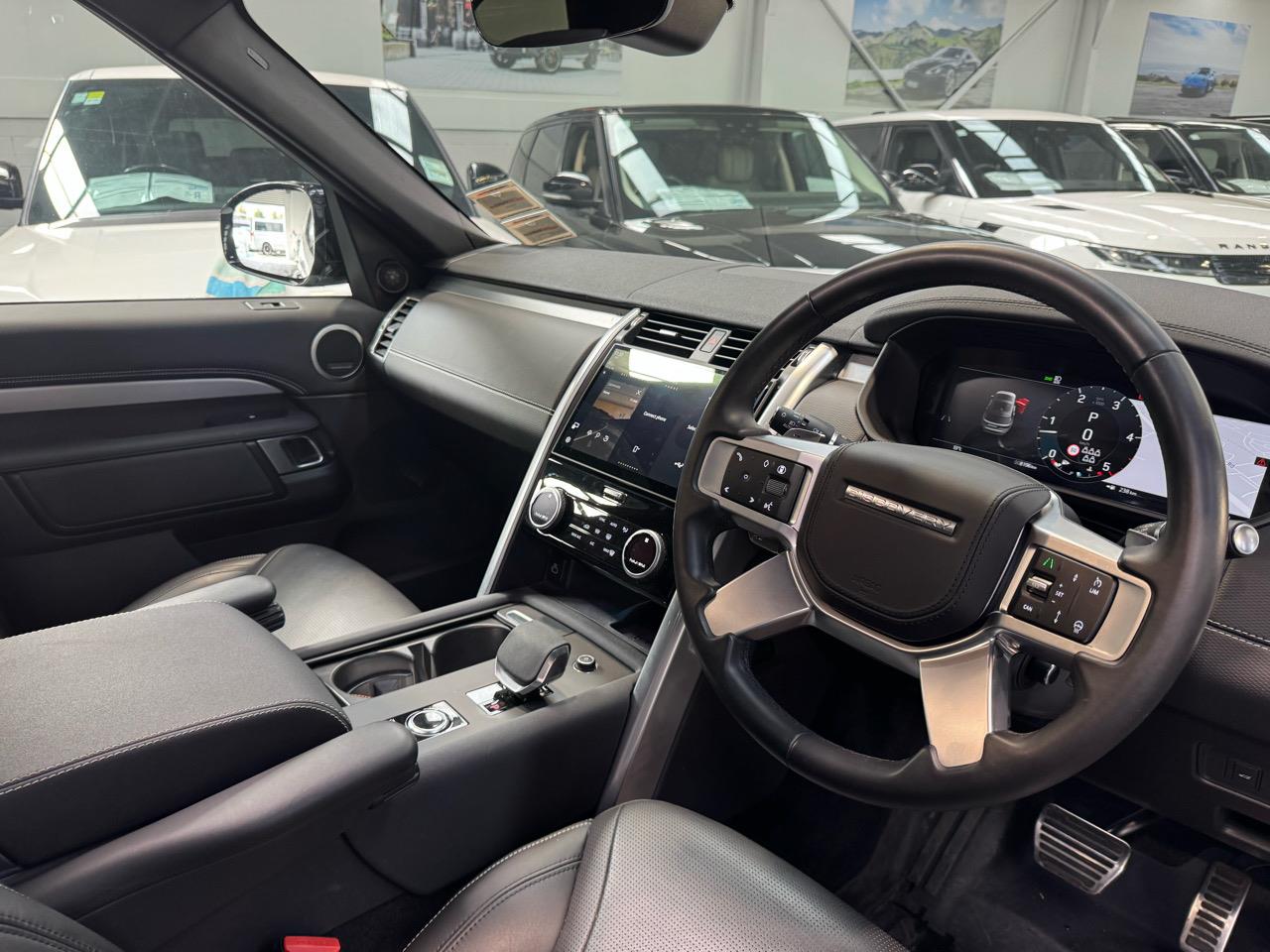 2025 Land Rover Discovery