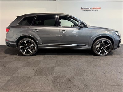 2019 Audi Q7 - Thumbnail