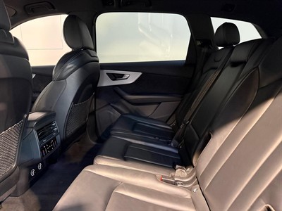2019 Audi Q7 - Thumbnail