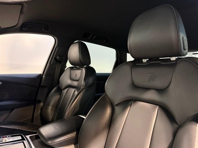 2019 Audi Q7 - Thumbnail