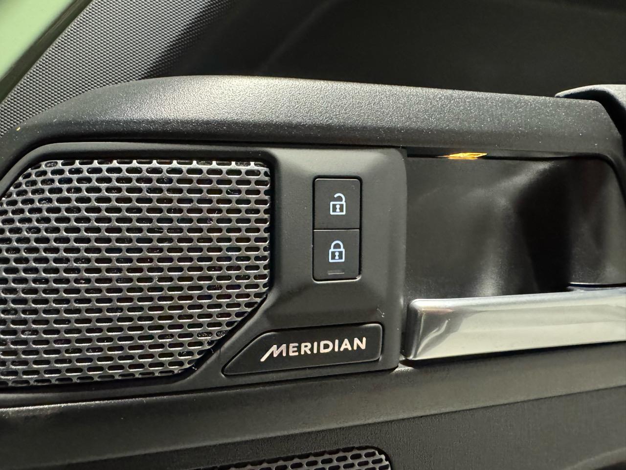2023 Land Rover Defender