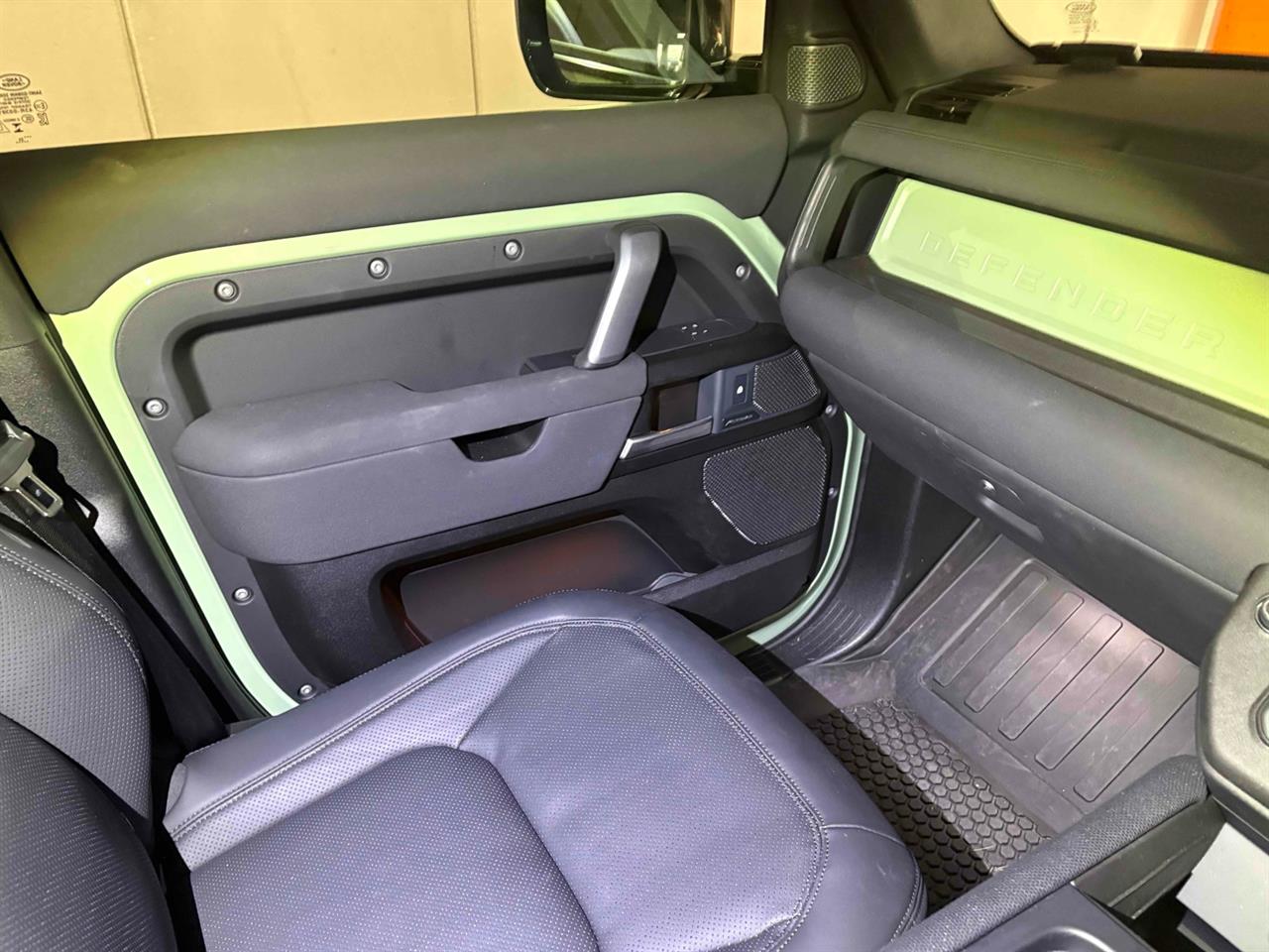 2023 Land Rover Defender