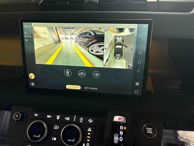 2023 Land Rover Defender - Thumbnail