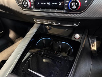 2021 Audi RS4 - Thumbnail