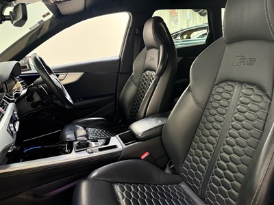 2021 Audi RS4 - Thumbnail