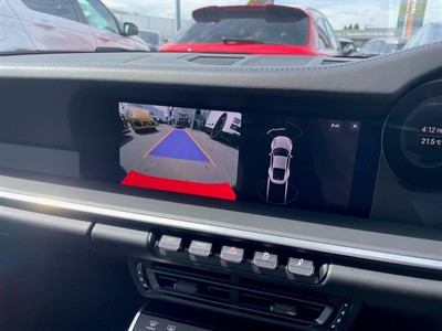 2020 Porsche 911 - Thumbnail