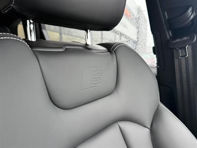 2017 Audi Q7 - Thumbnail