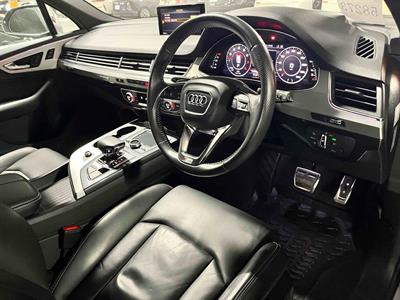 2017 Audi Q7 - Thumbnail
